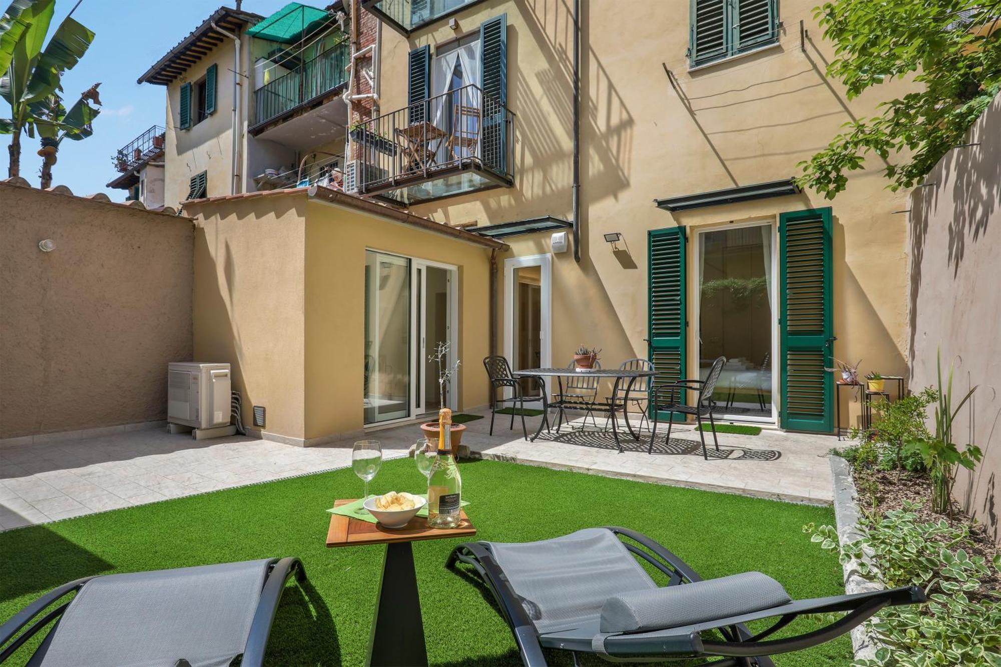 La Piccola Corte - Sweet Dreams In Florenz Exterior foto